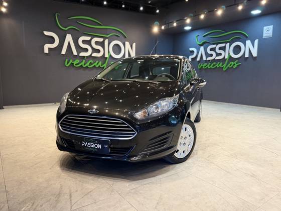 FORD FIESTA 1.6 SE PLUS DIRECT HATCH 16V FLEX 4P POWERSHIFT